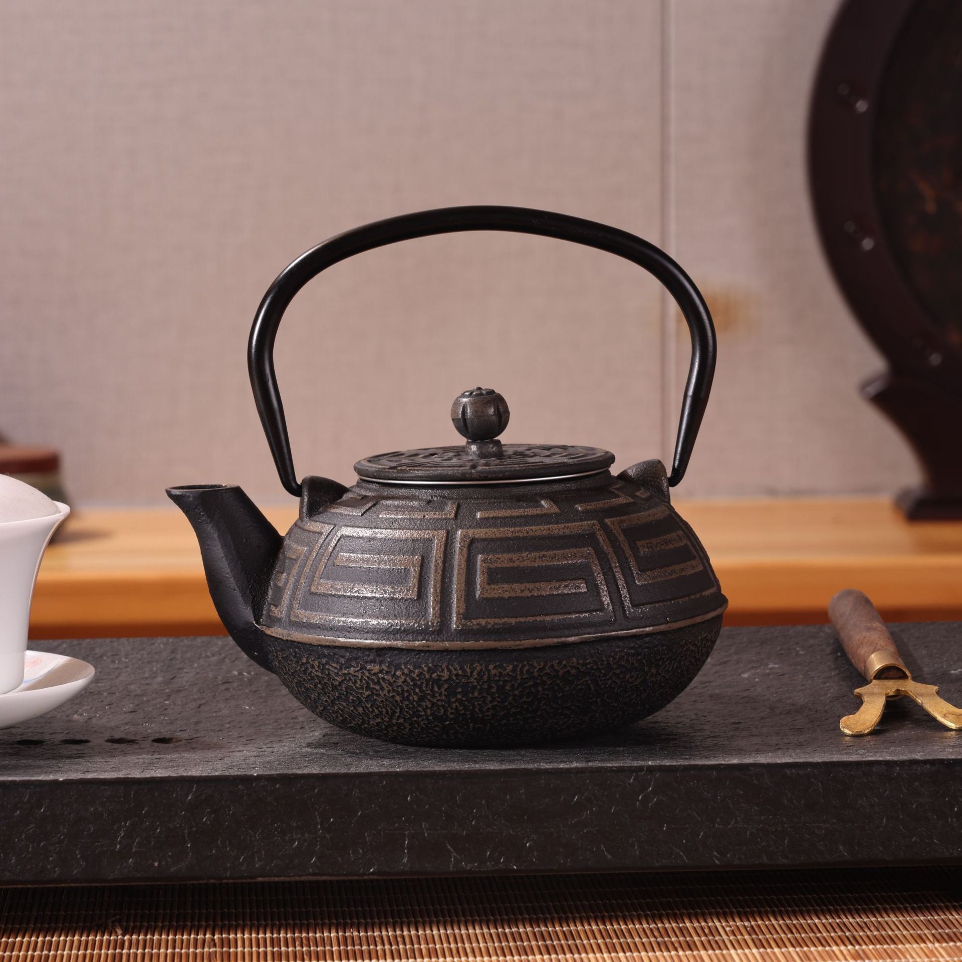 Kagome Cast Iron Teapot 600ml